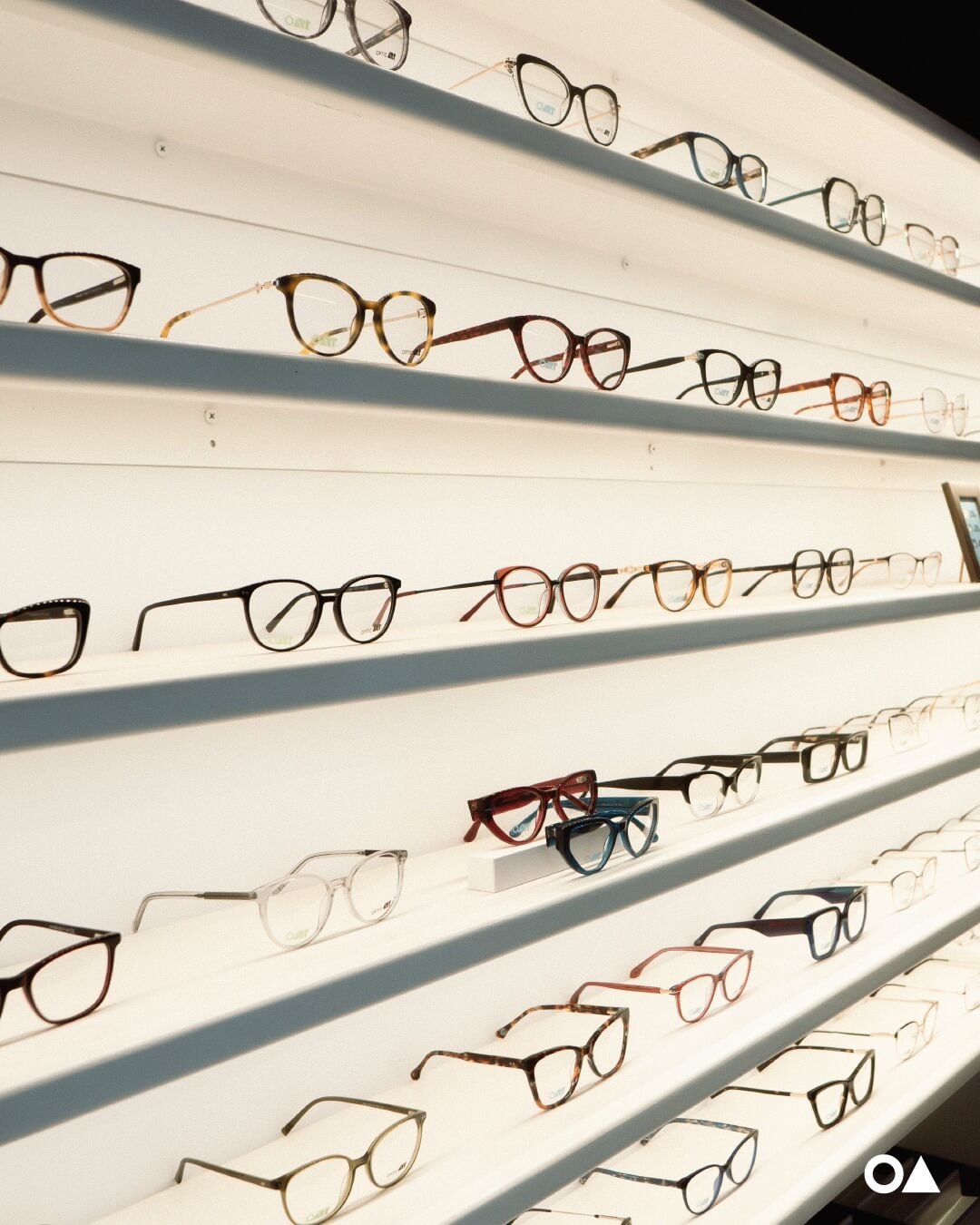 armações de óculos na Ótica OART em Curitiba